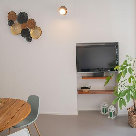 Casa Sant'Orsola - Appartamento Nella Citta Antica モルフェッタ エクステリア 写真